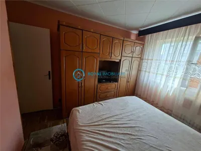 Royal Imobiliare - Vanzare apartament 3 camere zona Paltinis - foto 4