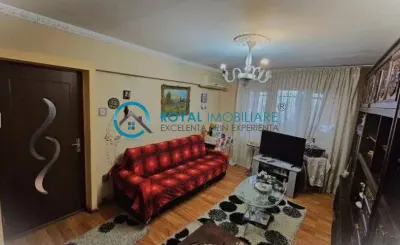 Royal Imobiliare - Vanzare apartament 2 camere zona B-dul Bucuresti - foto 2