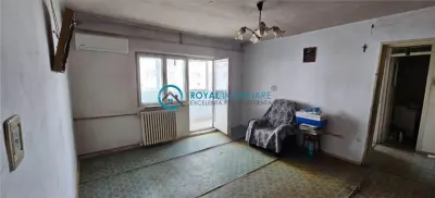 Royal Imobiliare - Vanzare apartament 2 camere zona 9 Mai - foto 2