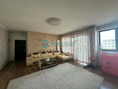 Royal Imobiliare - Vanzare apartament 3 camere zona 9 Mai - Ploiesti