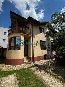 Royal Imobiliare - Vanzare Vila P+1E zona Albert - foto 1