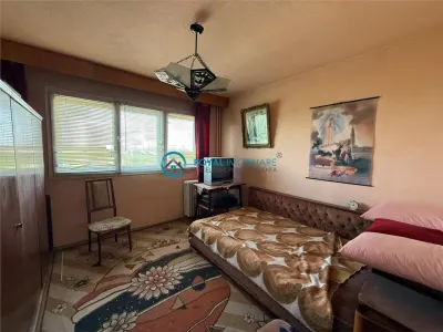 Royal Imobiliare - Vanzare Apartament zona B-dul Bucuresti - foto 3