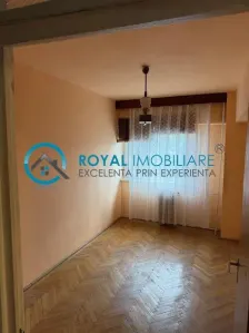 Royal Imobiliare - Vanzare apartament 3 camere, zona Bld Republicii - foto 3