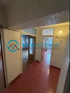 Royal Imobiliare - Vanzare apartament 3 camere, zona Bld Republicii - foto 5