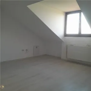 Apartament cu 2 camere finalizat ! Mutare imediata! - foto 3
