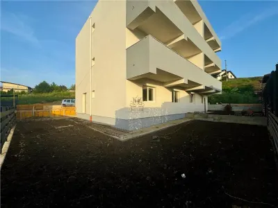 Apartament 3 camere cu 100 mp gradina si loc de parcare la doar 87000 euro! Vila cu 6 apartamente! - foto 4