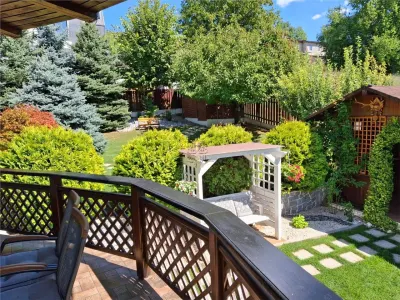 Vila eleganta -  proiect deosebit crama garaj sala de fitnes foisor si 825m teren Plopii fara sot Bucium. - foto 2