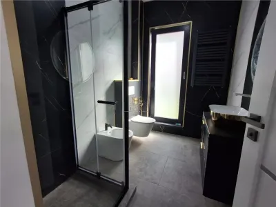 Casa  cu etaj 4 camere cu finisaje de lux- Bucium Visani OMV - foto 8