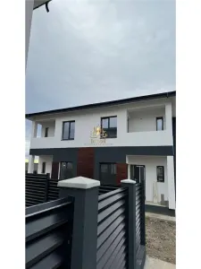 Casa tip duplex la asfalt  Bucium Visani finalizata! - foto 1