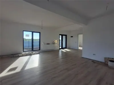 Casa parter la pret de apartament  Bucium -Visani! Mutare imediata! - foto 5