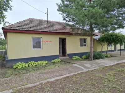 Casa Gugesti, sat Oreavu, 1870 mp teren - foto 16