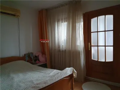 Apartament 3 camere,hol patrat, logie, balcon, et 3, CT, mobilat, ultracentral - foto 10
