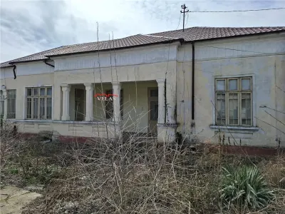 Casa din caramida, Panciu cu teren 2080 mp - foto 2