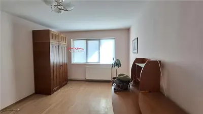 Apartament 2 camere Bacau, parter, CT, liber. - foto 1