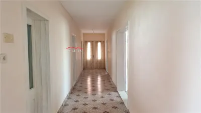Casa cu 2360 mp teren, Racoasa - foto 12