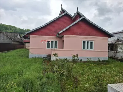 Casa cu 2360 mp teren, Racoasa - foto 3