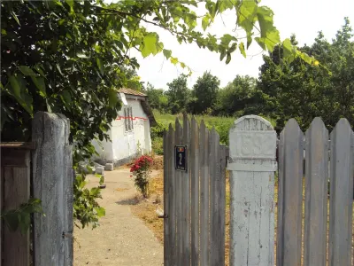 Casa cu 4200 mp teren intravilan Suraia - foto 3