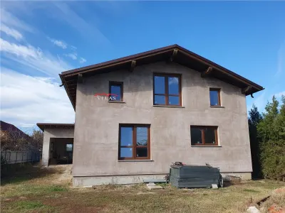 Vila in Gugesti P+M, cu 1000 mp teren intravilan - Gugesti