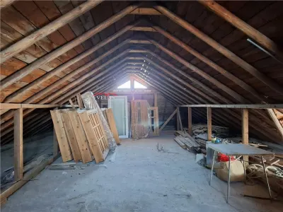 Vila Petresti P+ET, CT, 1012 mp teren - foto 17