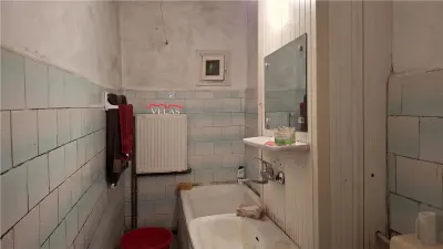 Apartament 3 camere, et 4, CT, logie+balcon - foto 7