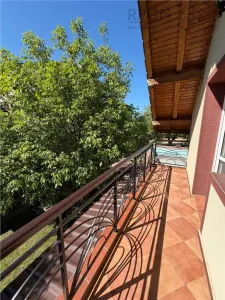 Vila Bran -4 apartamente cu potential turistic - foto 1