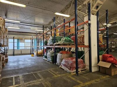 Spatiu Industrial - 2400 mp - Productie - Depozitare - Distributie - Orastie - foto 4