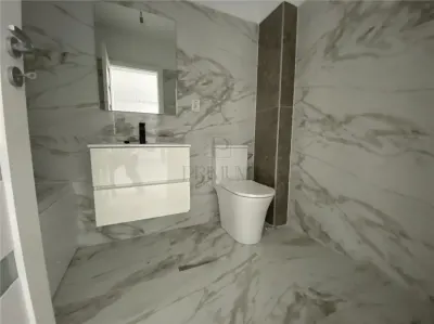 Giroc, apartament 2 camere, etaj 1, centrala proprie, parcare - foto 4