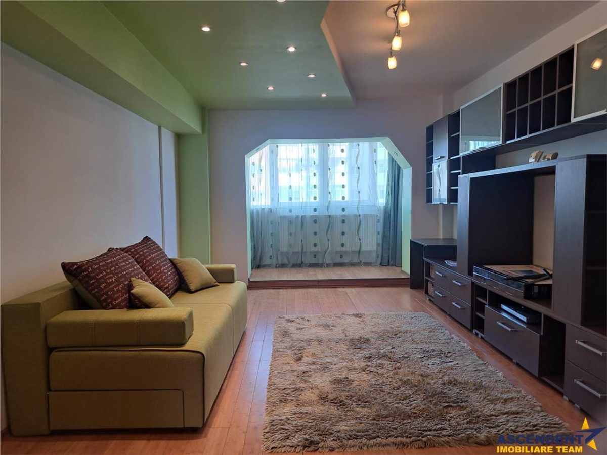 Apartament generos 3 camere de inchiriat, in zona apreciabila, Nicolae Iorga, Sf. Gheorghe - Sfantu Gheorghe