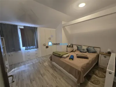 Apartament in casa 3 camere, Zona Ultracentrala Fagaras - foto 9