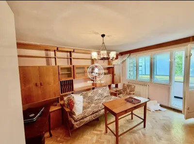 Apartament 3 camere de vanzare tătărași - Iasi