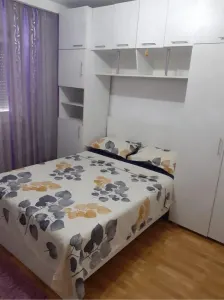 Decomandat la etajul 2, model mare - Timisoara