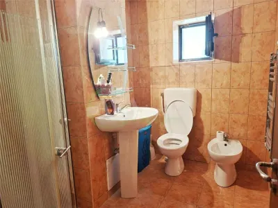 Apartament 2 camere semidecomandat , Zona Mioritei - foto 8