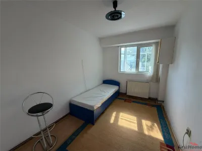 Apartament 3 camere, central, etaj 4 cu acoperis - foto 13