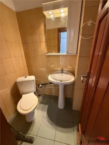 Apartament 3 camere, central, etaj 4 cu acoperis - foto 18