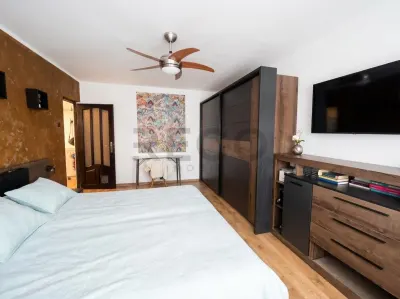 RECO, Apartament 3 camere, decomandat, renovat complet, etaj intermediar - foto 3