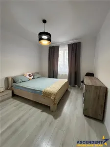 Apartament modern cu 2 camere, amplasare excelenta in Coresi - Tractorul, Brasov - foto 4
