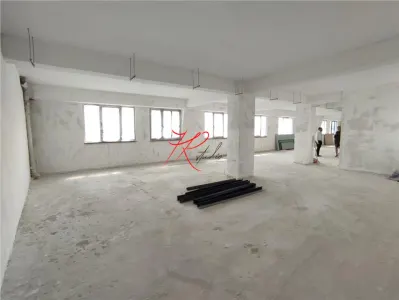 Inchirere spatiu birou, ultracentral, bloc total renovat. - foto 7