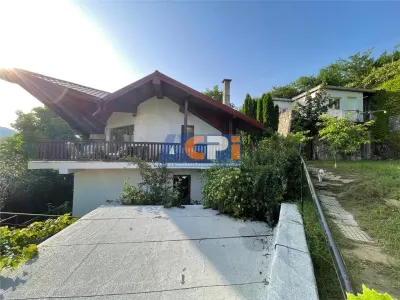 310 mp-Vila, P+M si P+1E, Valea Budului, Bacau - Valea Budului