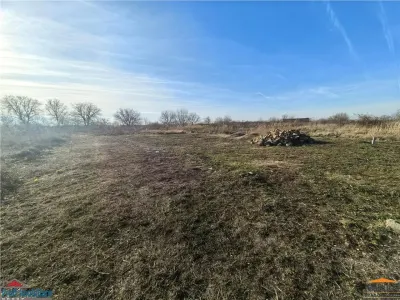 Teren 400 mp in Confectii cu 2 fronturi stradale - foto 8