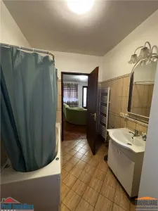 Inchiriez apartament 3 camere la casa, cartier Gai Arad - foto 7
