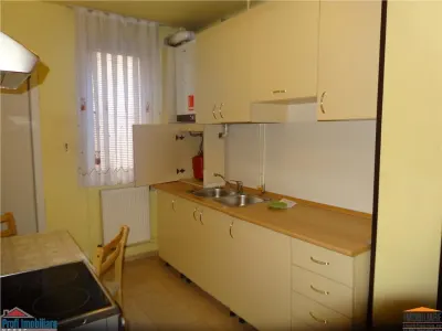 Inchiriez apartament cu 2 camere, etajul 1 Gara-Podgoria - Arad