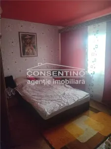 Se vinde apartament cu 3 camere  , etaj 2, Micro V - foto 8