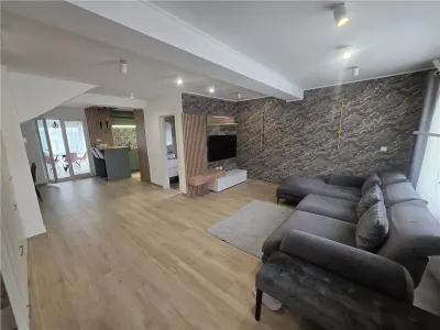 Casa 4 camere, Strada Livezeni, Tudor, prima inchiriere, Targu Mures - Targu Mures
