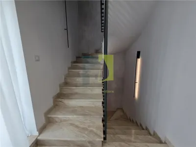 Casa cu lift langa Ford - Craiova - foto 7