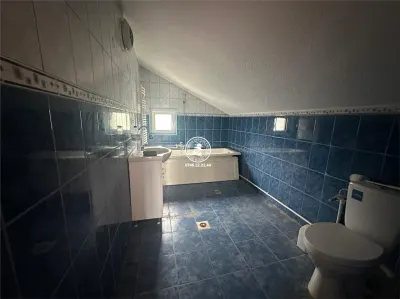 Apartament cu 5 camere de vanzare - Gara - foto 12