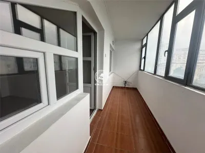 Apartament cu 5 camere de vanzare - Gara - foto 13