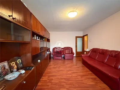 Apartament 2 camere de vânzare - Nicolina 2, Strada Pompieri - foto 2