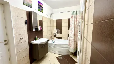 Vilă de Vânzare în Rediu (Aroneanu) – 350 mp Construiți și 6400 mp Teren (Lotizabil) - foto 16