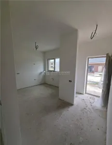 Casa individuala - Tunari - P + M - 5 camere - 2 bai - 165mp - 350mp teren - foto 6