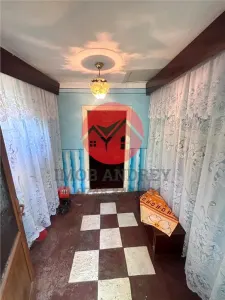 Casa si teren 5.000 mp, aproape de oras, 38.000 € - foto 12